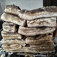 Продам домашнее засоленое сало. Очень вкусное.