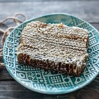 Мёд в сотах фермерский (гречишный)